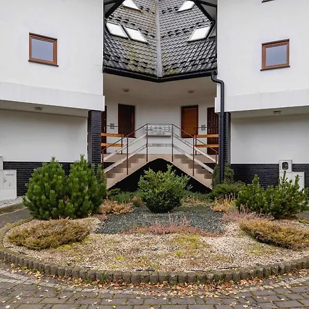 Bright With Balcony In By Renters Murzasichle