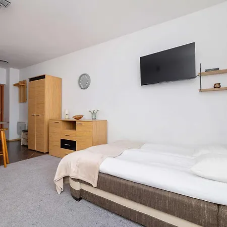 Apartman Bright With Balcony In By Renters